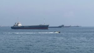 US and Iran Agree to Halt Attacks, High-Stakes Doha Talks Set to Ease Hormuz Tensions