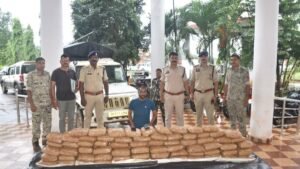 Over 214 Kg of Cannabis Worth ₹10.7 Million Seized in Bastar; Uttar Pradesh Smuggler Arrested, Odisha Trafficking Route Exposed