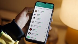 WhatsApp Tests Alternative to iCloud Backup for iPhone Users, Introducing End-to-End Encrypted Cloud Storage