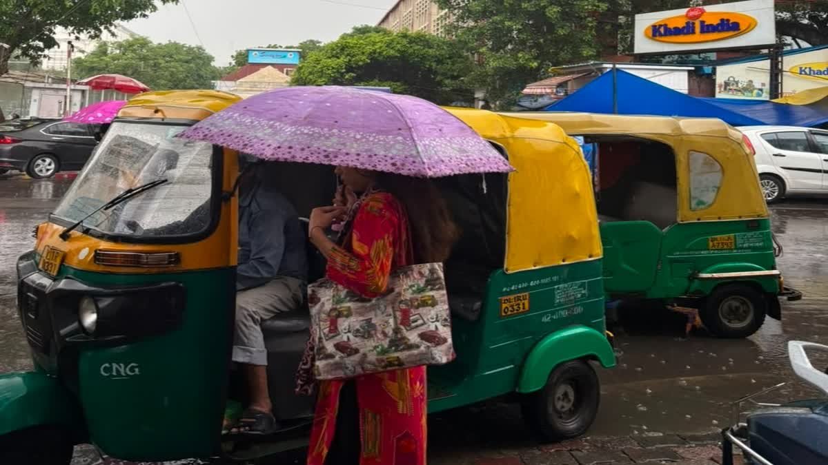 Heavy Rain Hits Commuters’ Wallets as Auto Drivers Charge Excessive Fares Across Delhi-NCR
