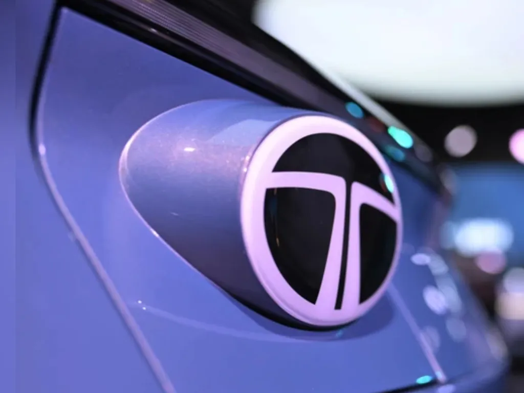 Tata Motors PV Q1 Profit Falls 80% as JLR Weighs on Performance; Stock in Focus on Friday