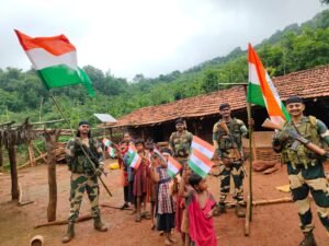BSF’s ‘Har Ghar Tiranga’ Campaign Reaches Interior Abujhmaad, Marking a New Chapter of Trust and National Integration
